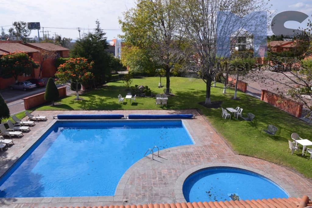Amplia Suite Alberca Av Bernardo Quintana 12D Mendiola Exterior foto